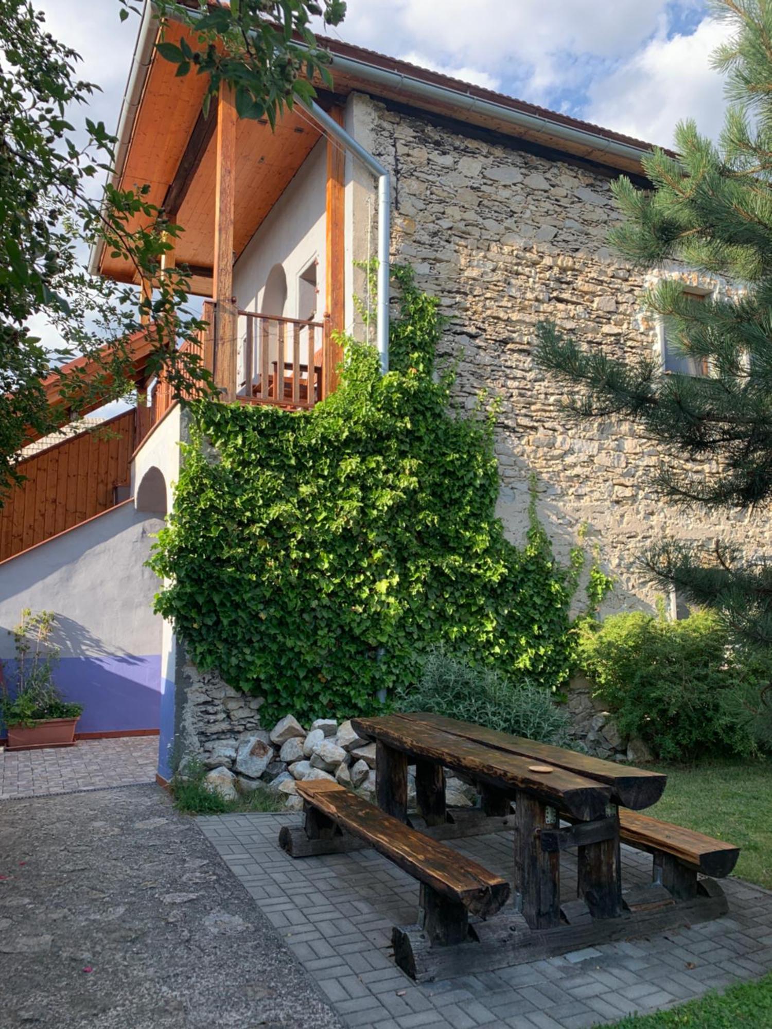 Villa Lypche Besenova Luaran gambar